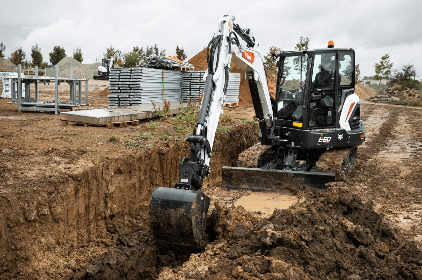 Browse Specs and more for the Bobcat E60 Compact Excavator - Bobcat of North Texas