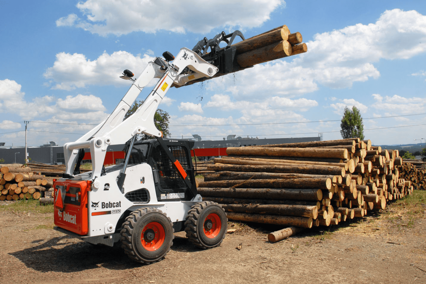 Browse Specs and more for the Bobcat S850 Skid-Steer Loader - Bobcat of North Texas