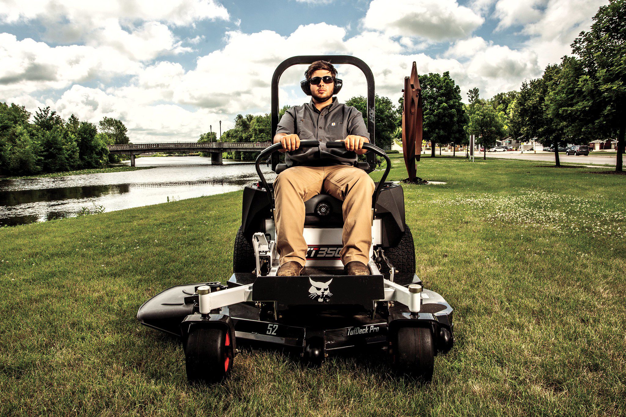 Browse Specs and more for the ZT3500 Zero-Turn Mower 61″ - Bobcat of North Texas