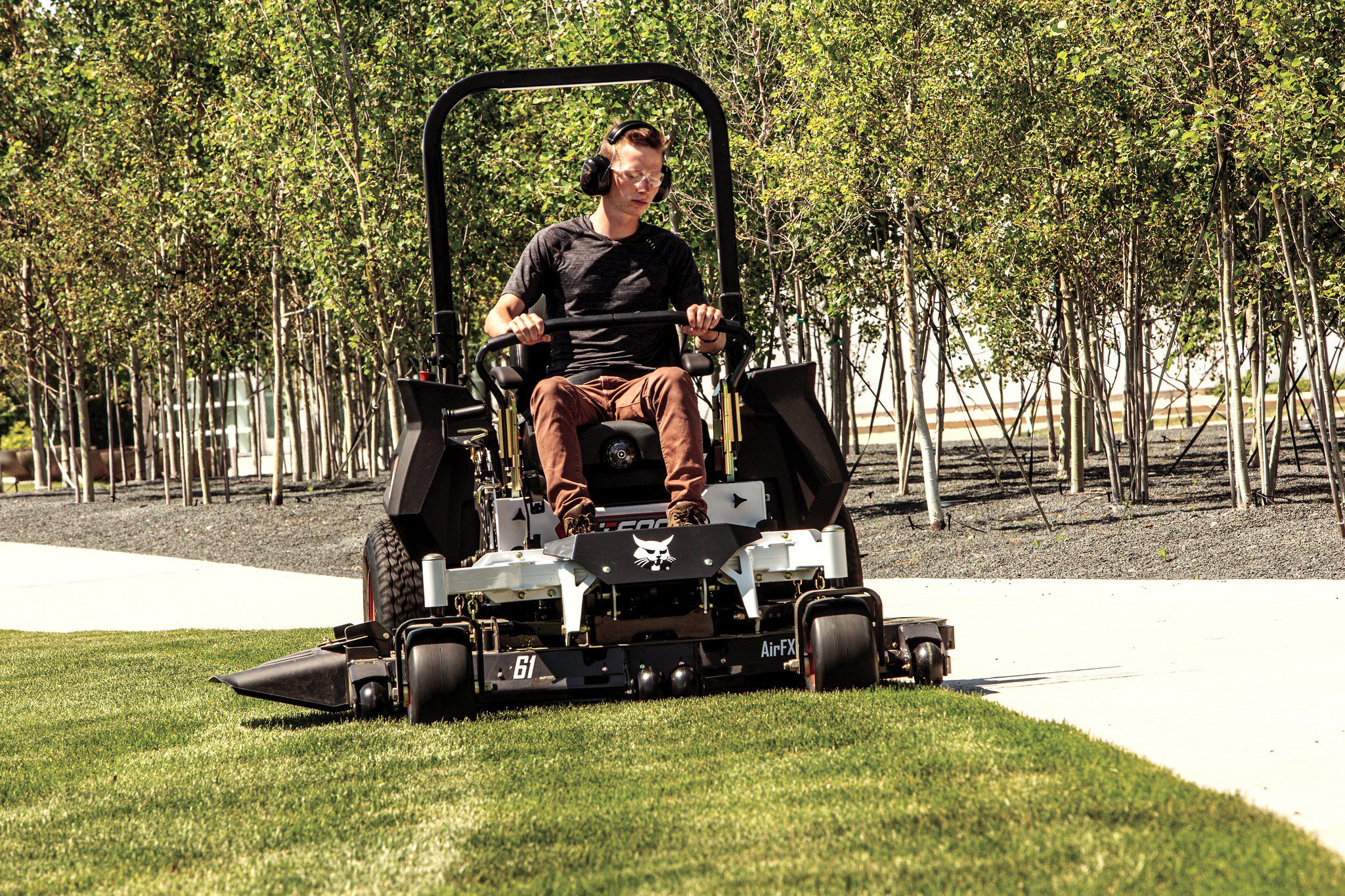 Browse Specs and more for the ZT6000 Zero-Turn Mower 61″ - Bobcat of North Texas