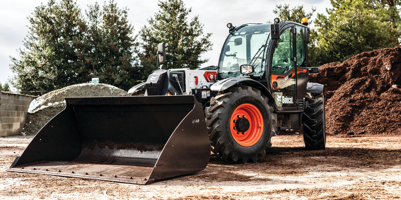 How Does a Telehandler Compare to Other Machines?