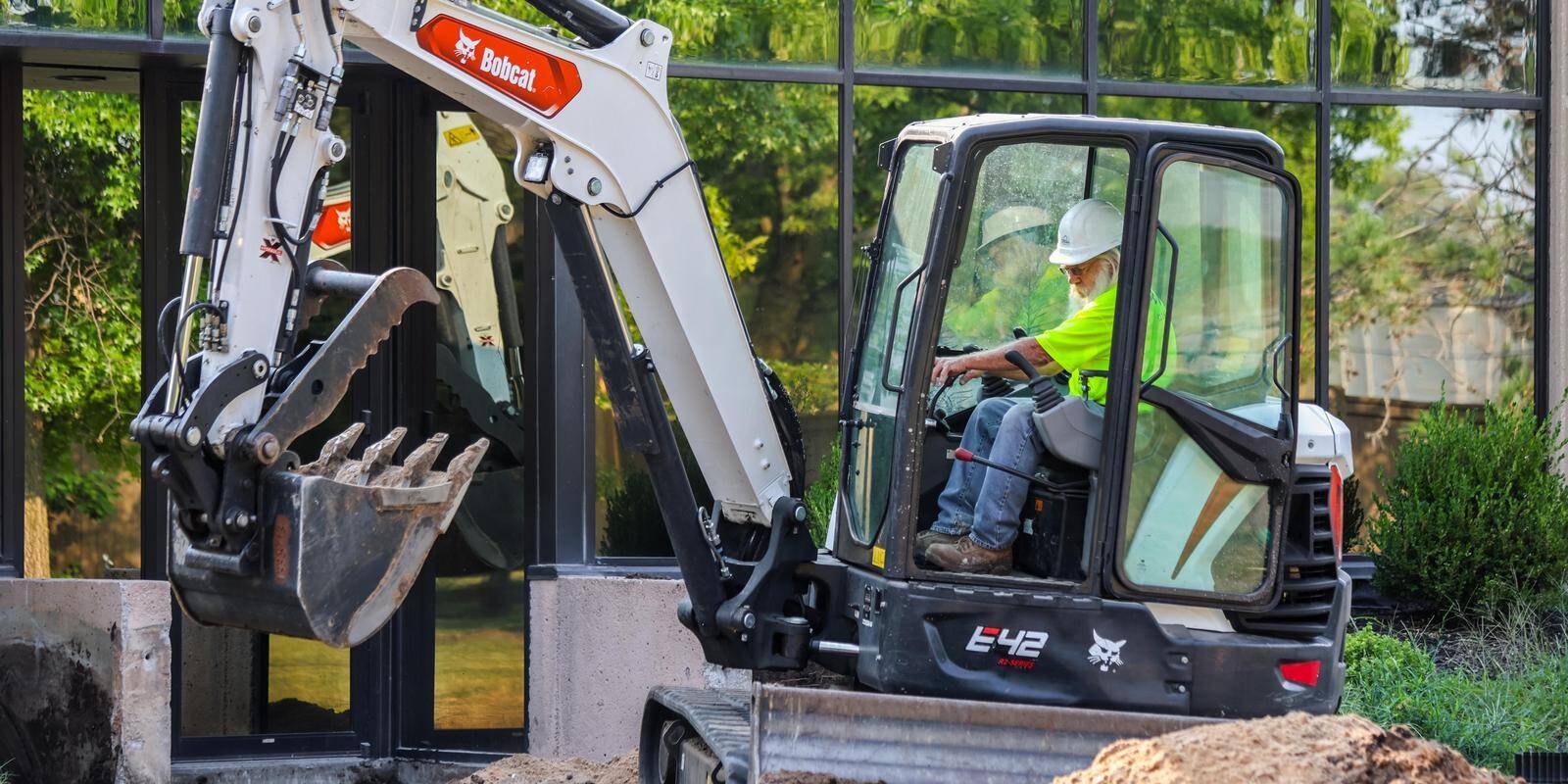 What to Look for in a Used Mini Excavator 